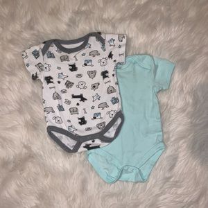 Set of 2 onesies